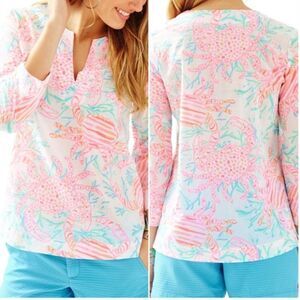 Amelia Island Tunic Top Resort White “Getting Steamy” Crab Print Lilly Pulitzer